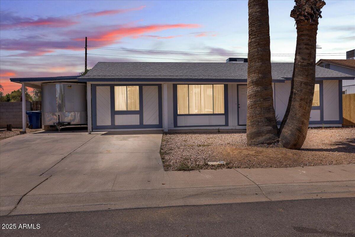 2207 W Bentrup St., Chandler, AZ 85224