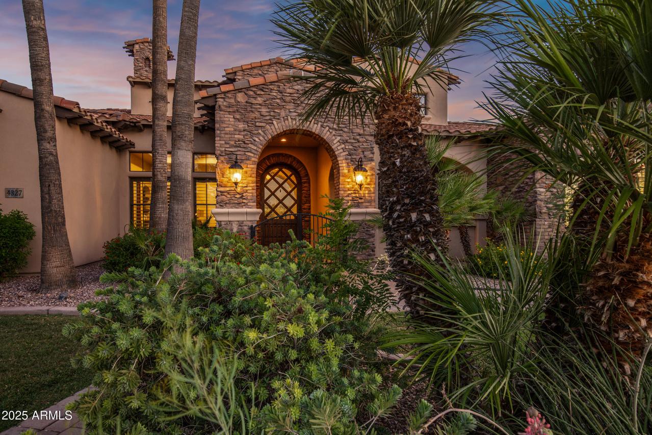 4327 E Capricorn Pl., Chandler, AZ 85249