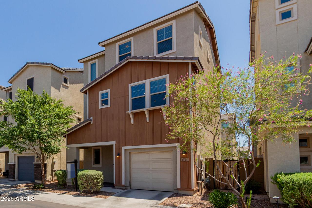 1183 S Tumbleweed Ln., Chandler, AZ 85286