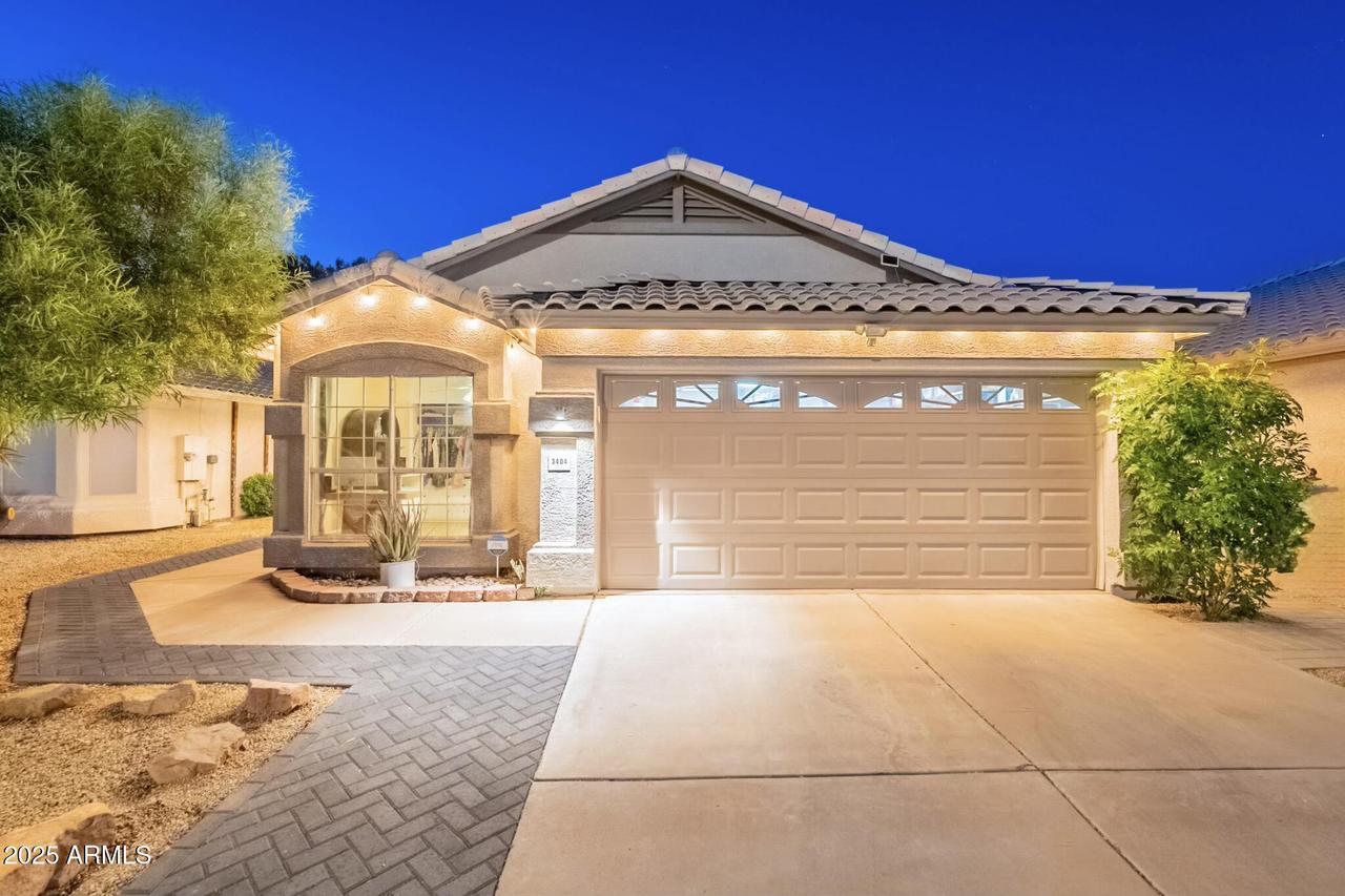 3404 E Lavey Ln., Phoenix, AZ 85032