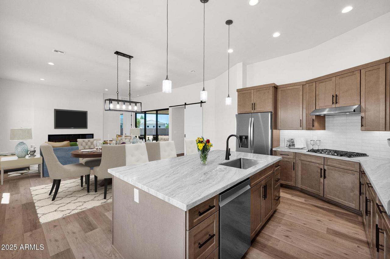 553 W Cavalry Rd., New River, AZ 85087