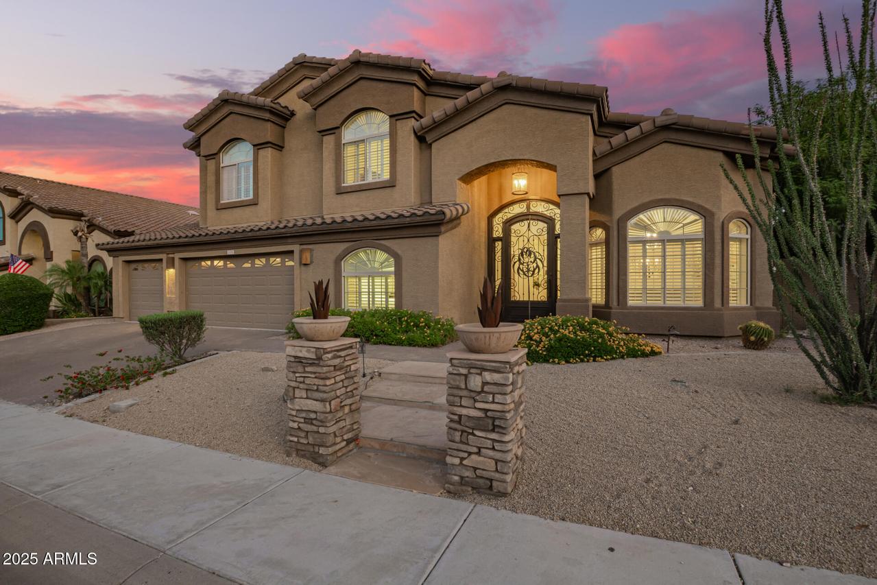 1935 E Seminole Dr., Phoenix, AZ 85022