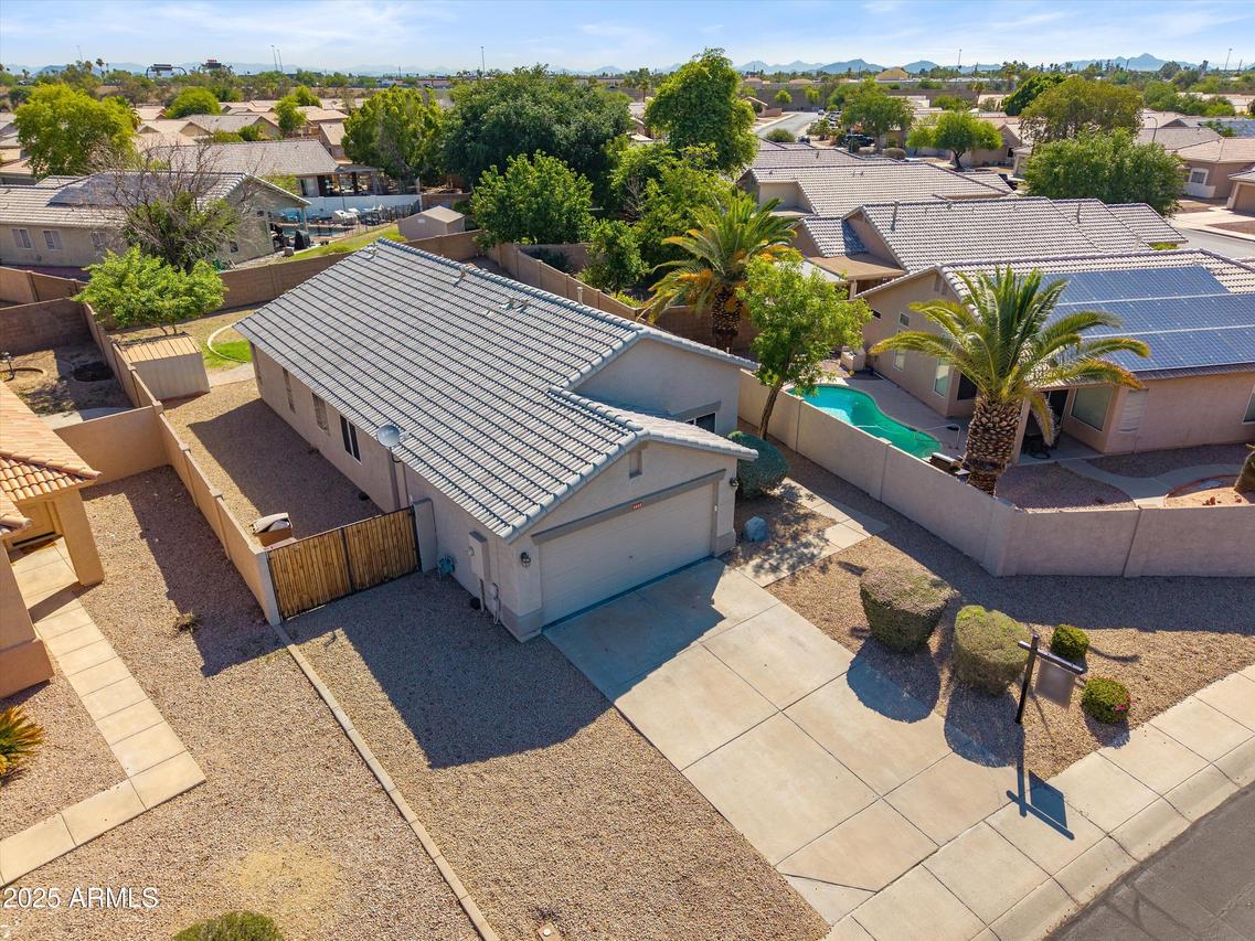 9422 W Monroe St., Peoria, AZ 85345