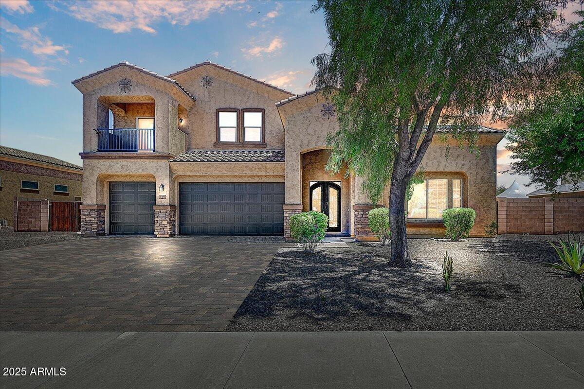 18207 W Sells Dr., Goodyear, AZ 85395