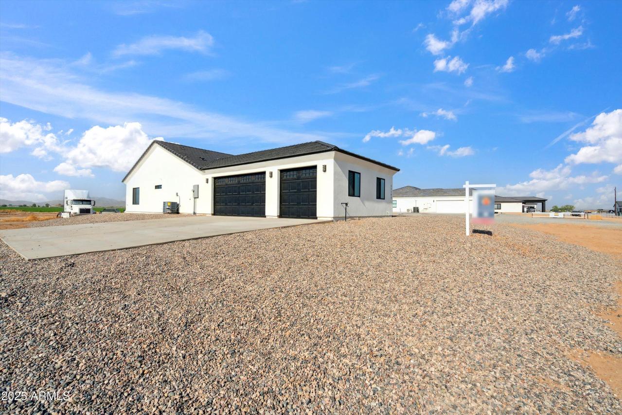 22103 W Harwell Rd., Buckeye, AZ 85326