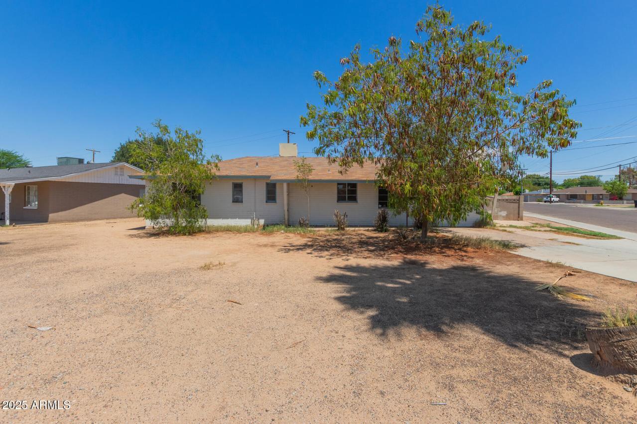 3302 W Turney Ave., Phoenix, AZ 85017