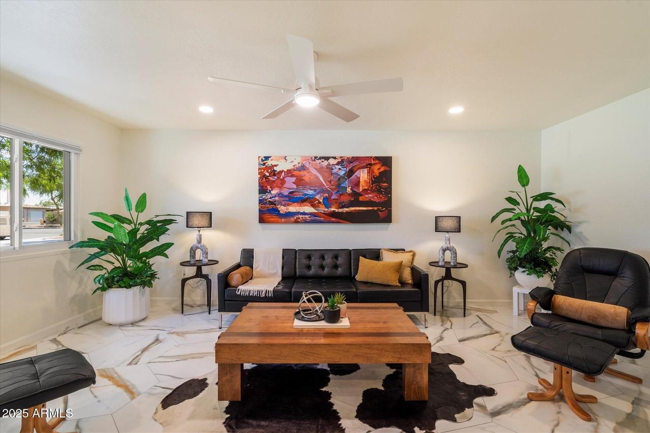 10305 W Campana Dr., Sun City, AZ 85351