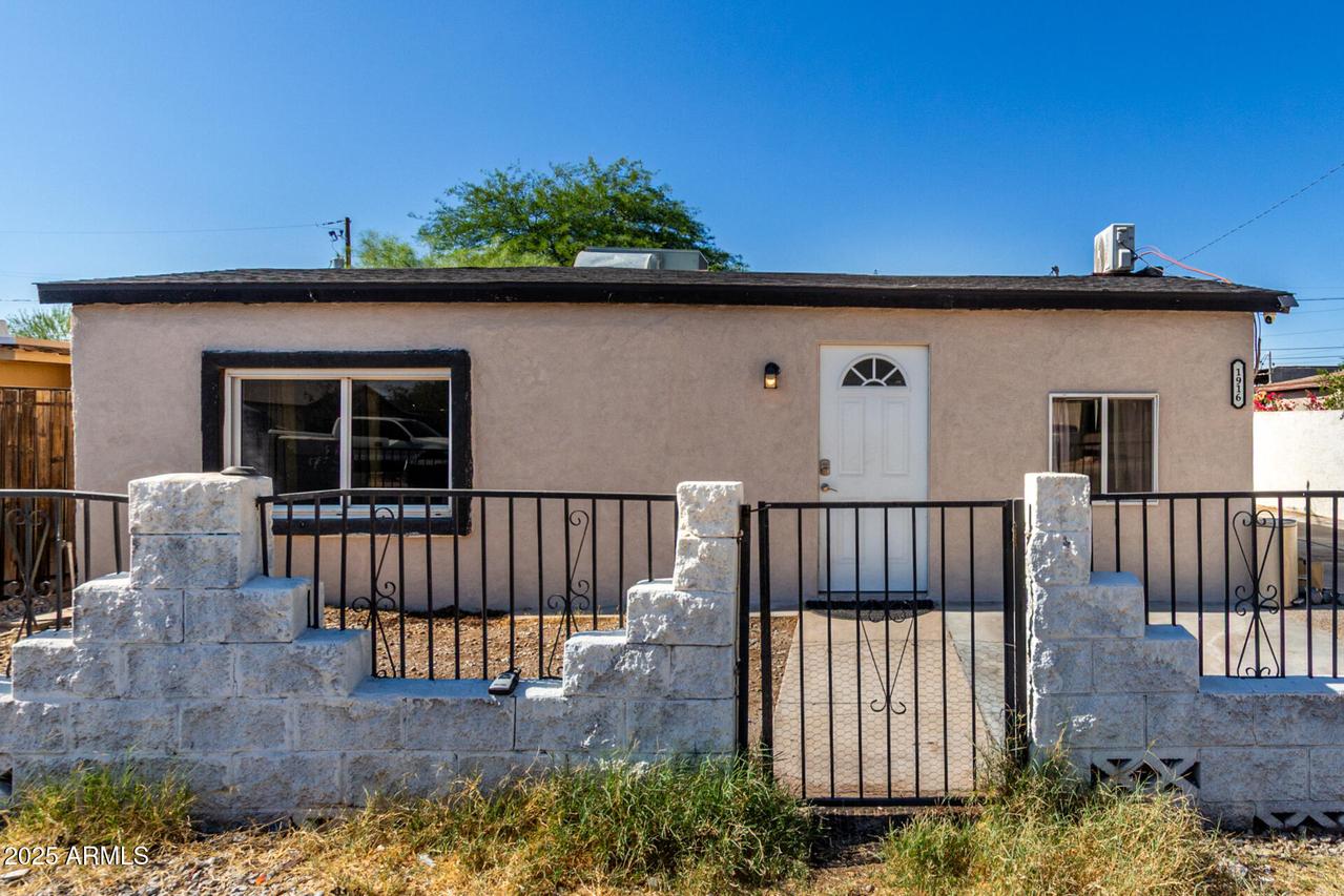 1916 W Tonto St., Phoenix, AZ 85009