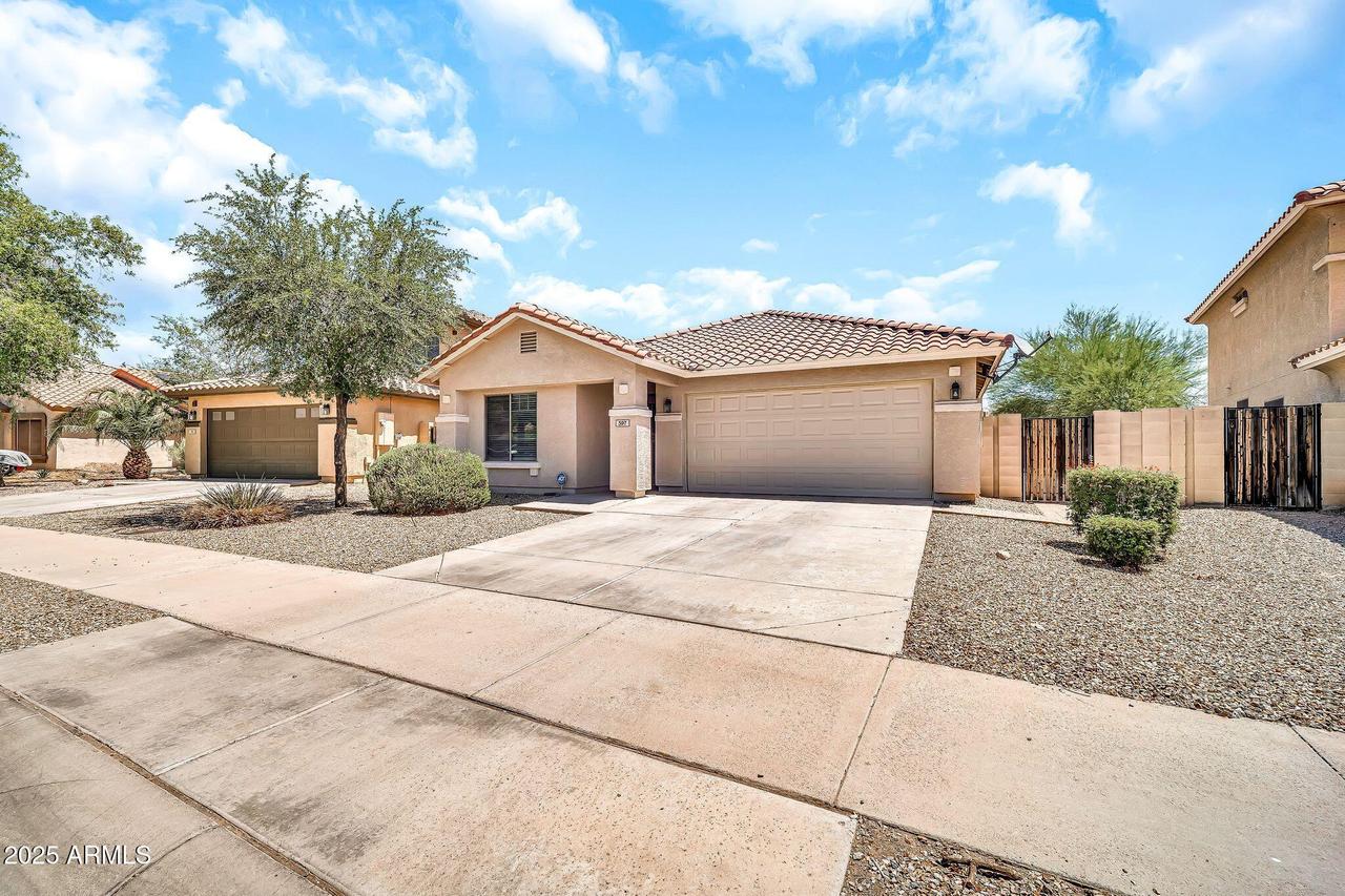 597 S 167th Dr., Goodyear, AZ 85338
