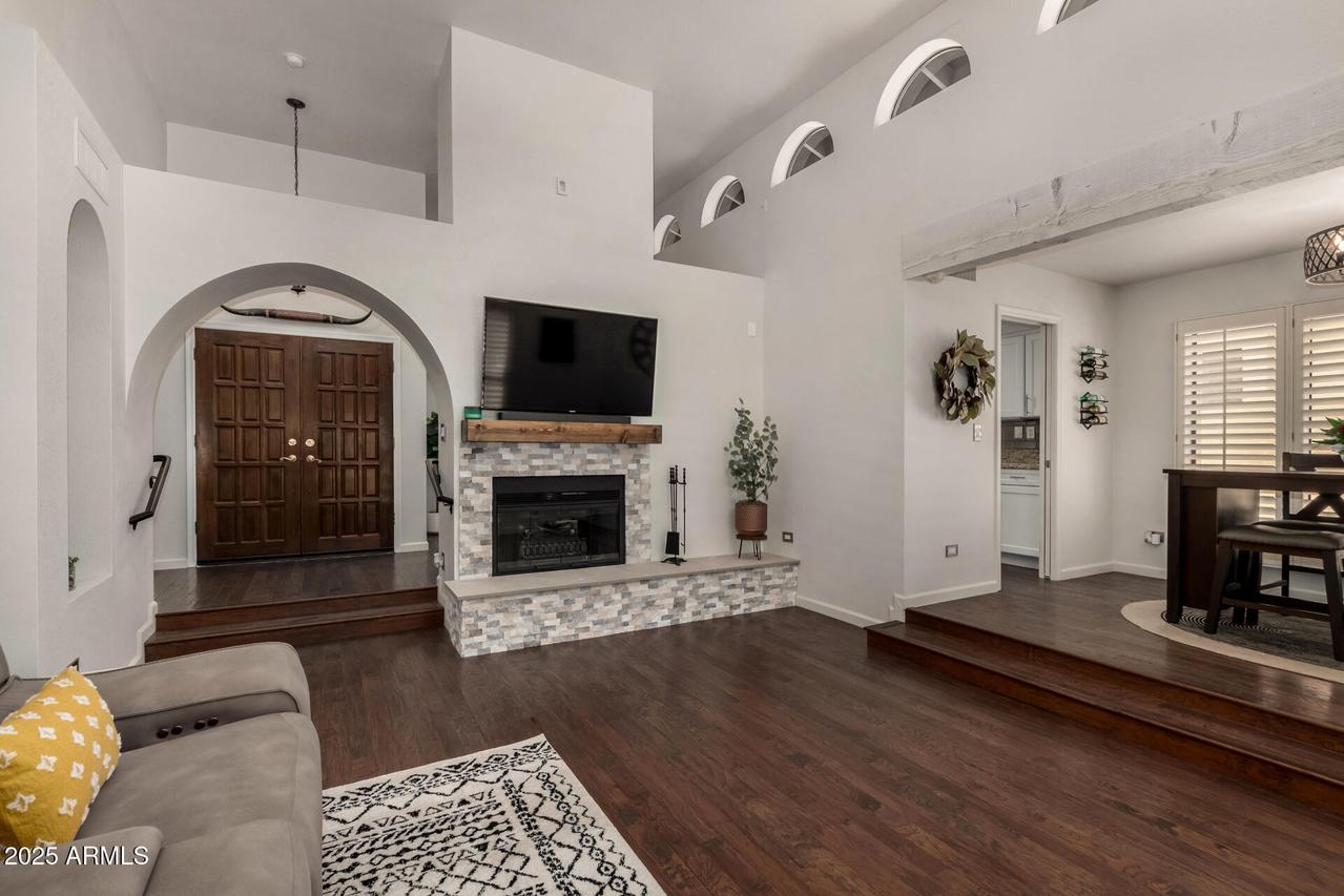 9414 S 47th Pl., Phoenix, AZ 85044