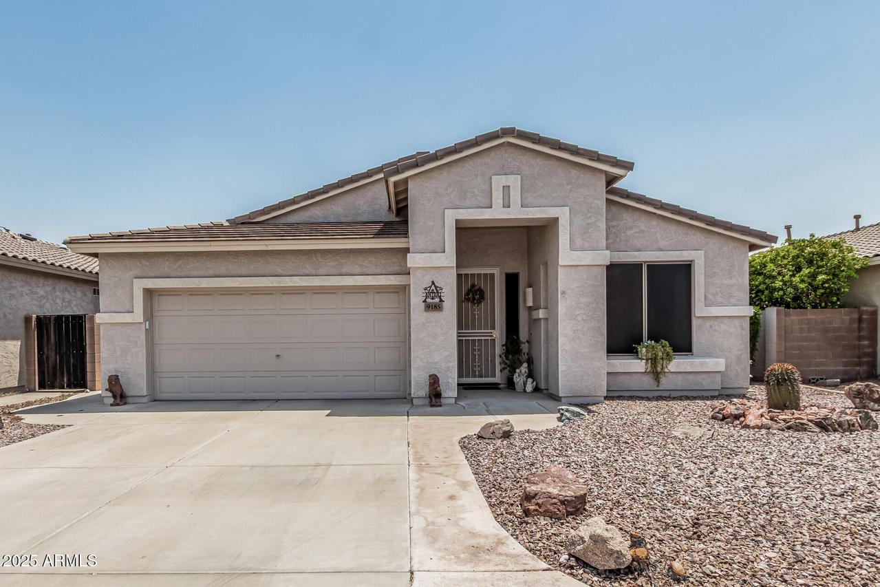 9185 W Clara Ln., Peoria, AZ 85382