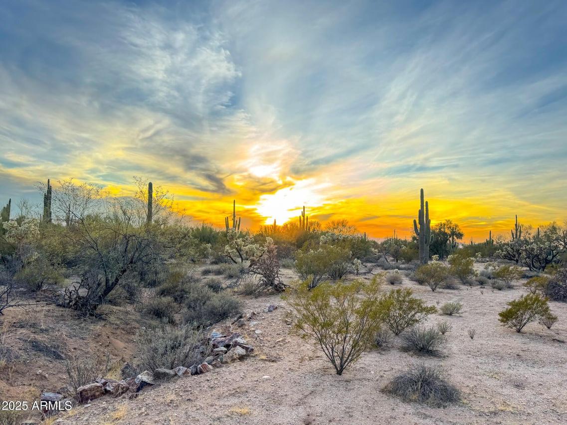 S Twin Hawk Ln Lot 1 10 Acres #-, Marana, AZ 85658