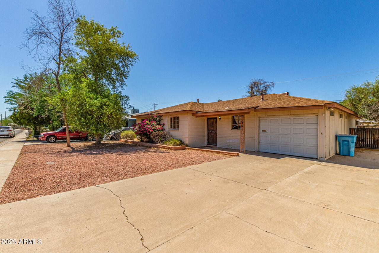 2138 W Northview Ave., Phoenix, AZ 85021