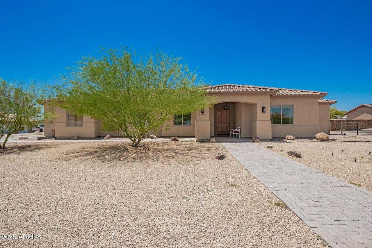 9858 N Faldale Rd., Casa Grande, AZ 85122