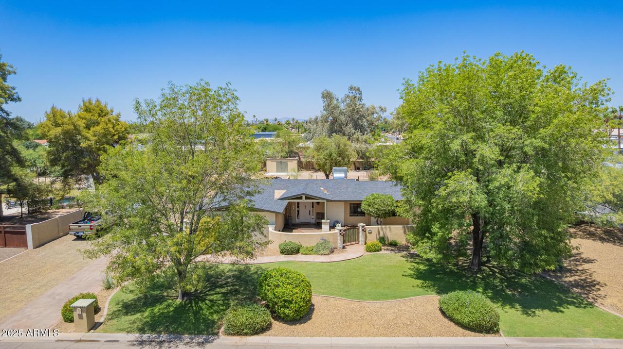 6330 E Delcoa Ave., Scottsdale, AZ 85254