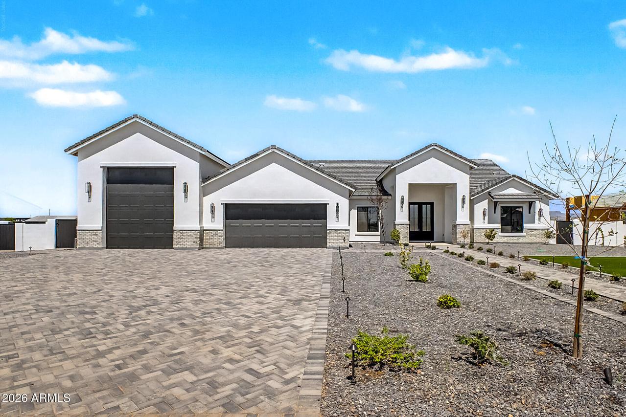 3782 E Weston Ln., San Tan Valley, AZ 85140