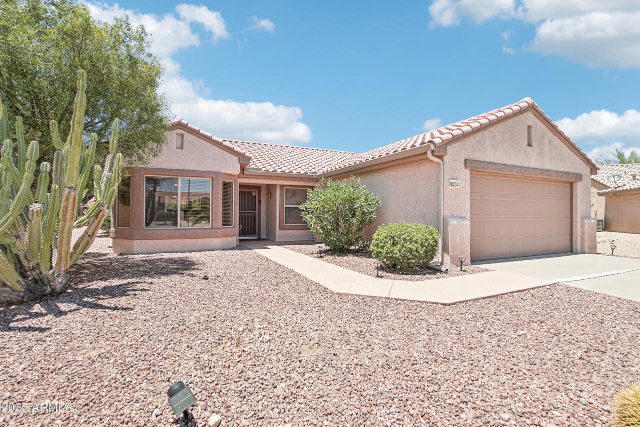20234 N Mariposa Way, Surprise, AZ 85374
