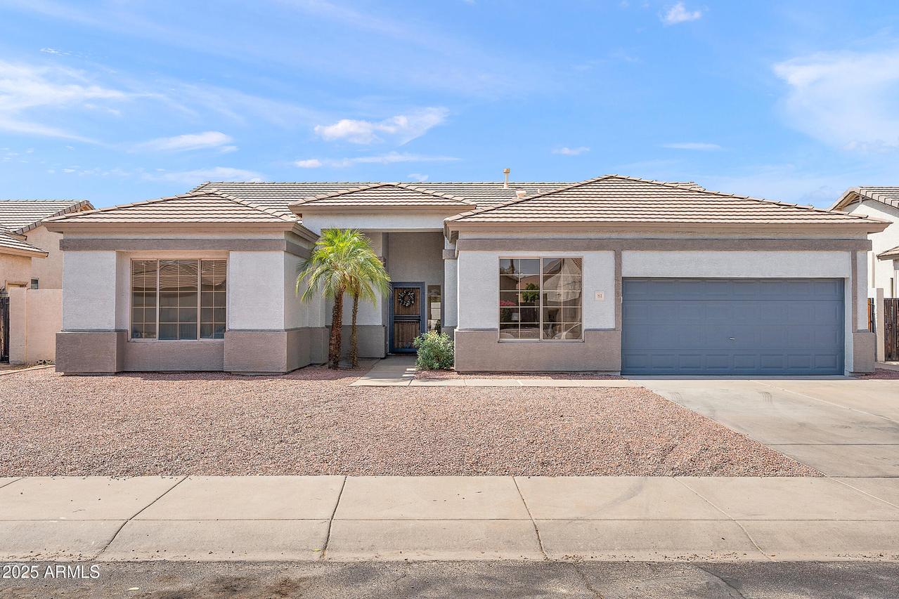 81 E Smoke Tree Rd., Gilbert, AZ 85296