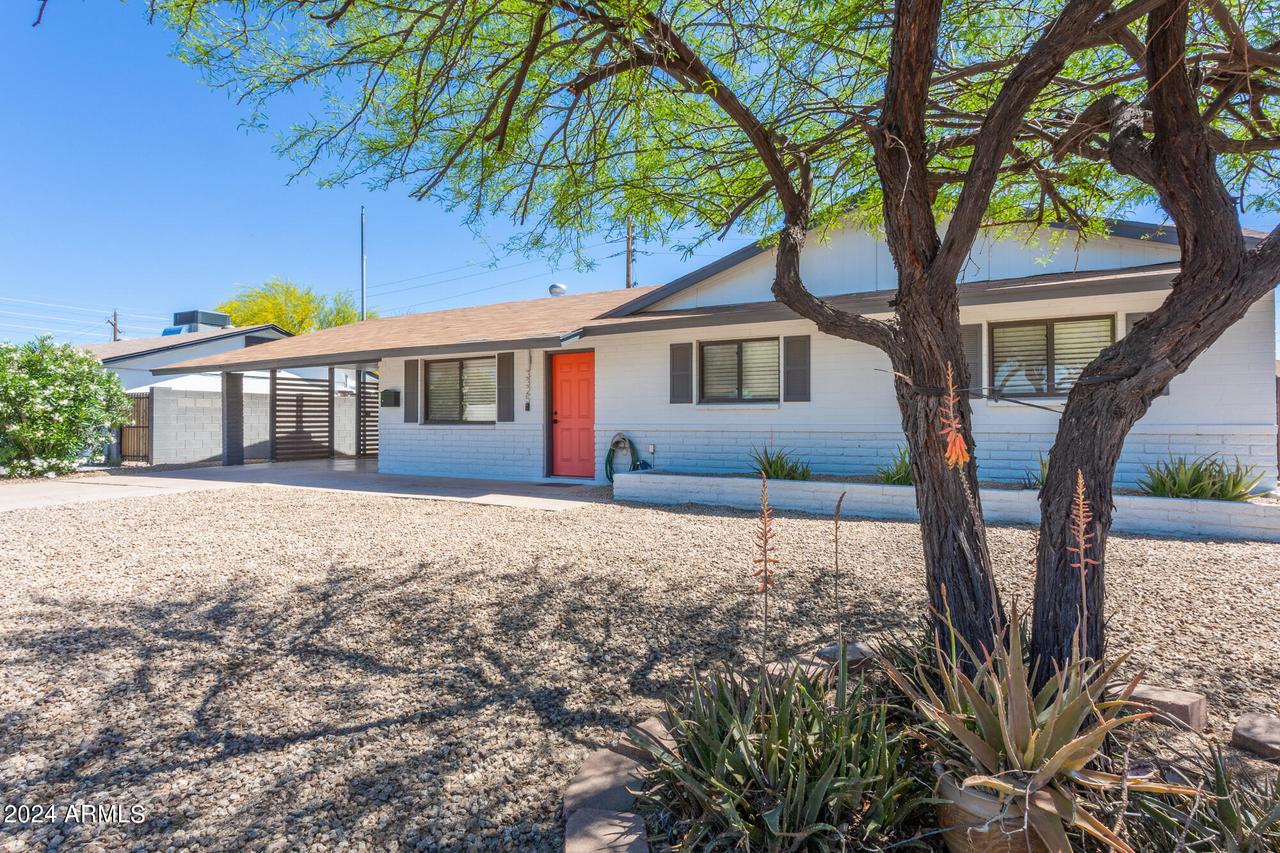 3325 S Shafer Dr., Tempe, AZ 85282