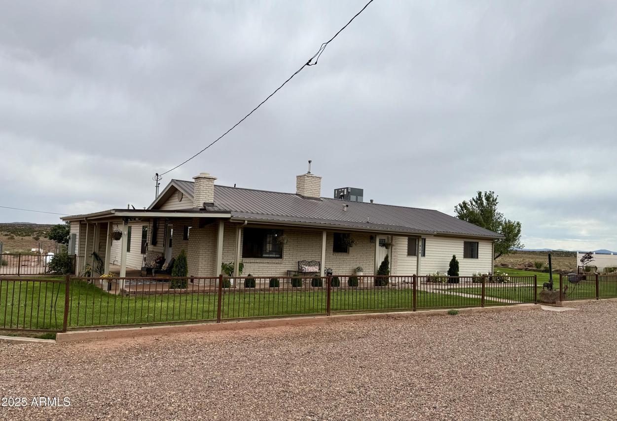929 E Willow Ln., Taylor, AZ 85939