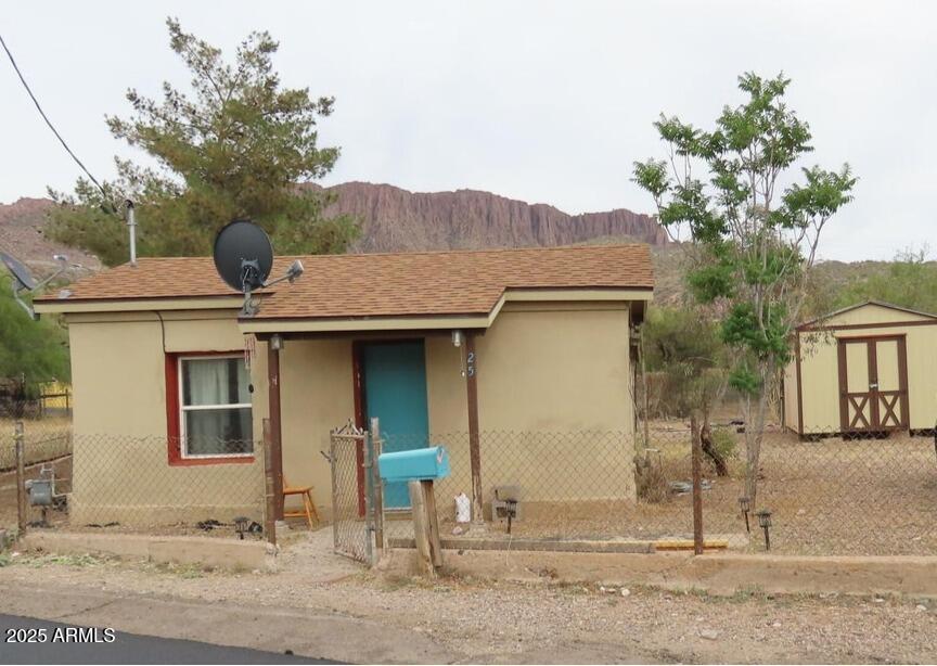 25 N Rainbow Ave., Superior, AZ 85173