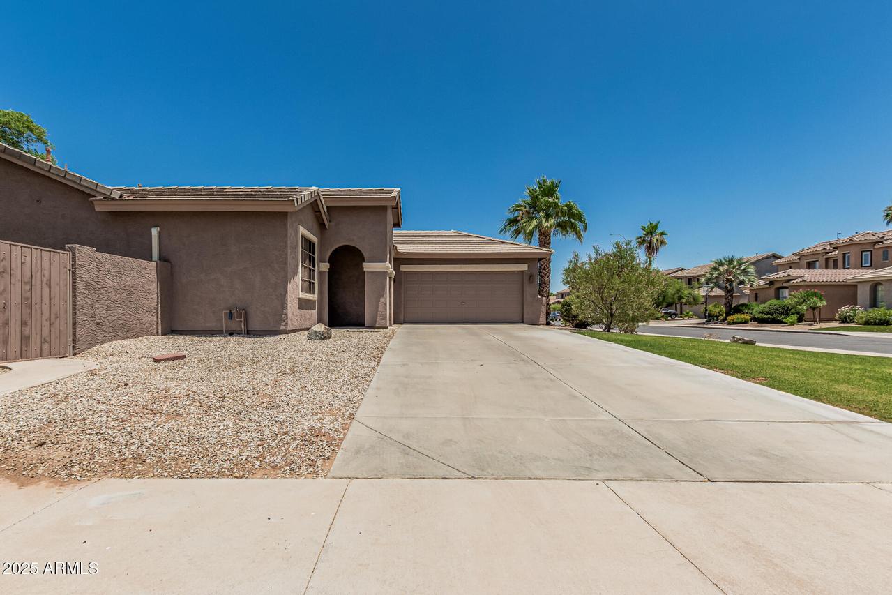 162 W Raven Dr., Chandler, AZ 85286