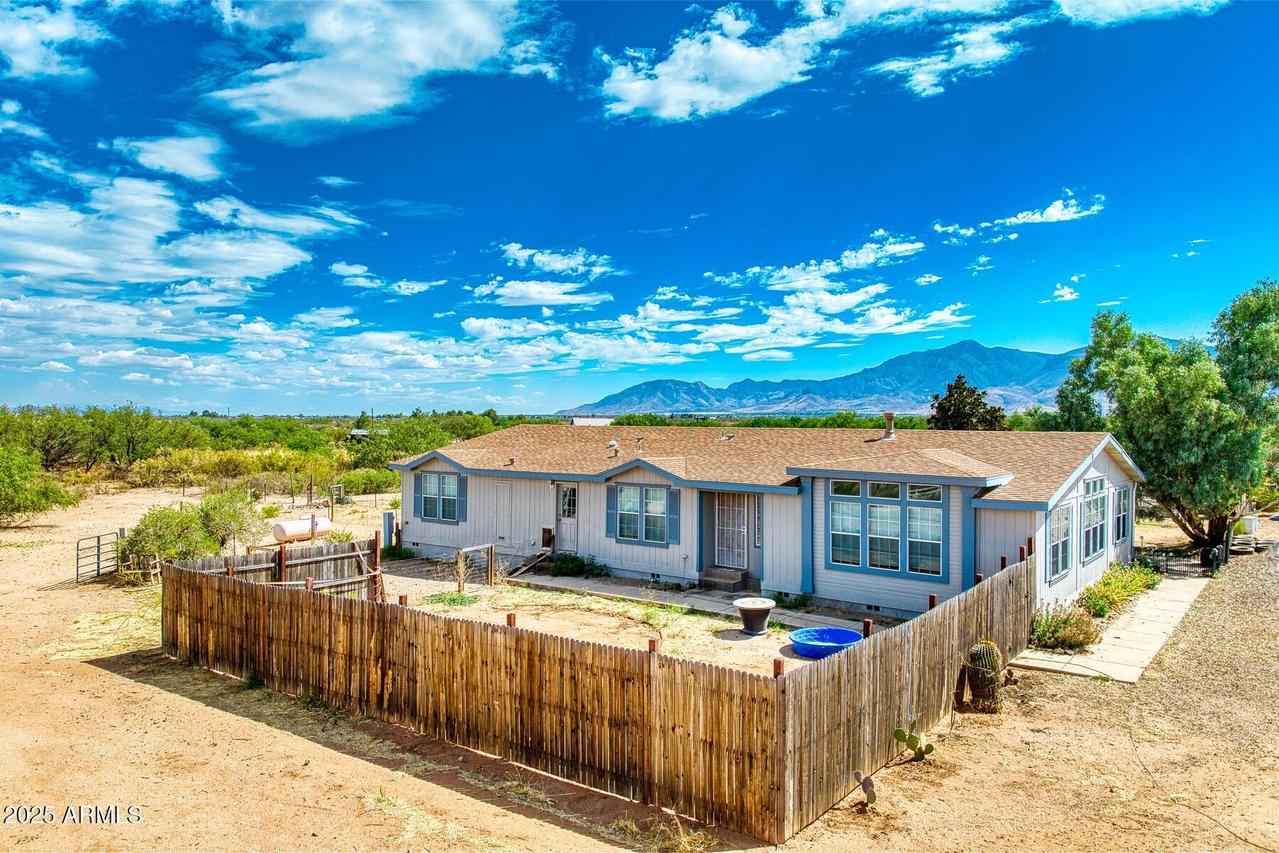 7203 E Garden Creek Tr., Sierra Vista, AZ 85650