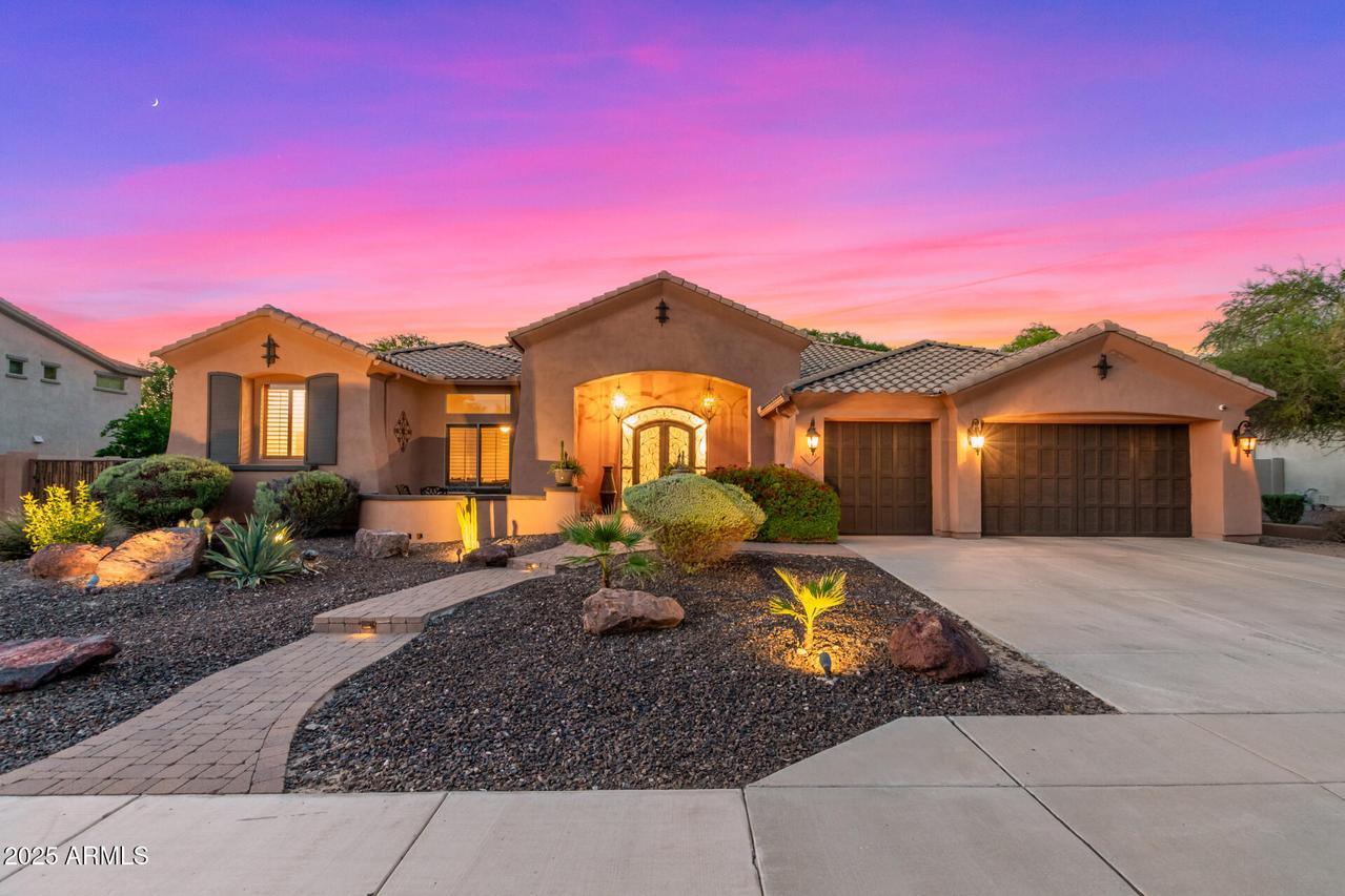 9294 W Andrea Dr., Peoria, AZ 85383