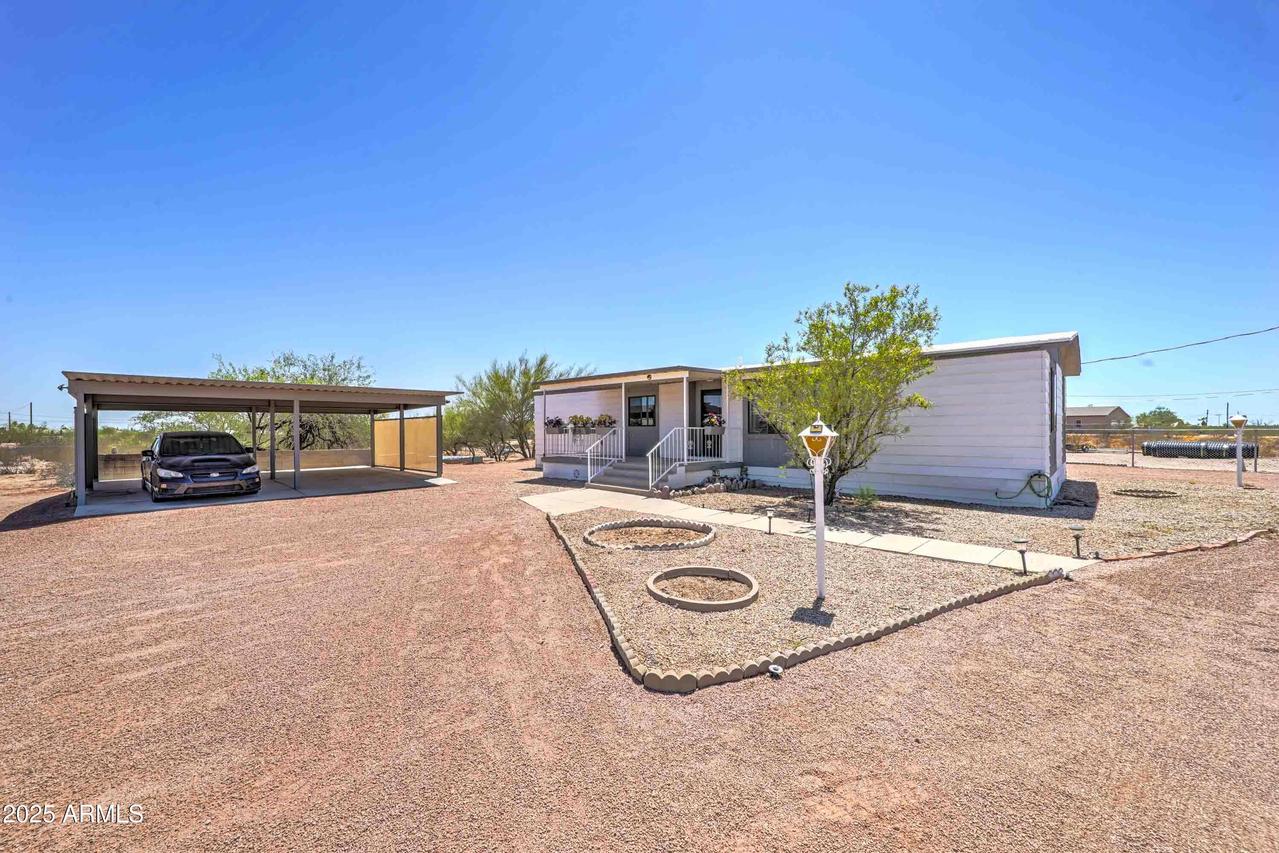 2267 E 12th Ave., Apache Junction, AZ 85119