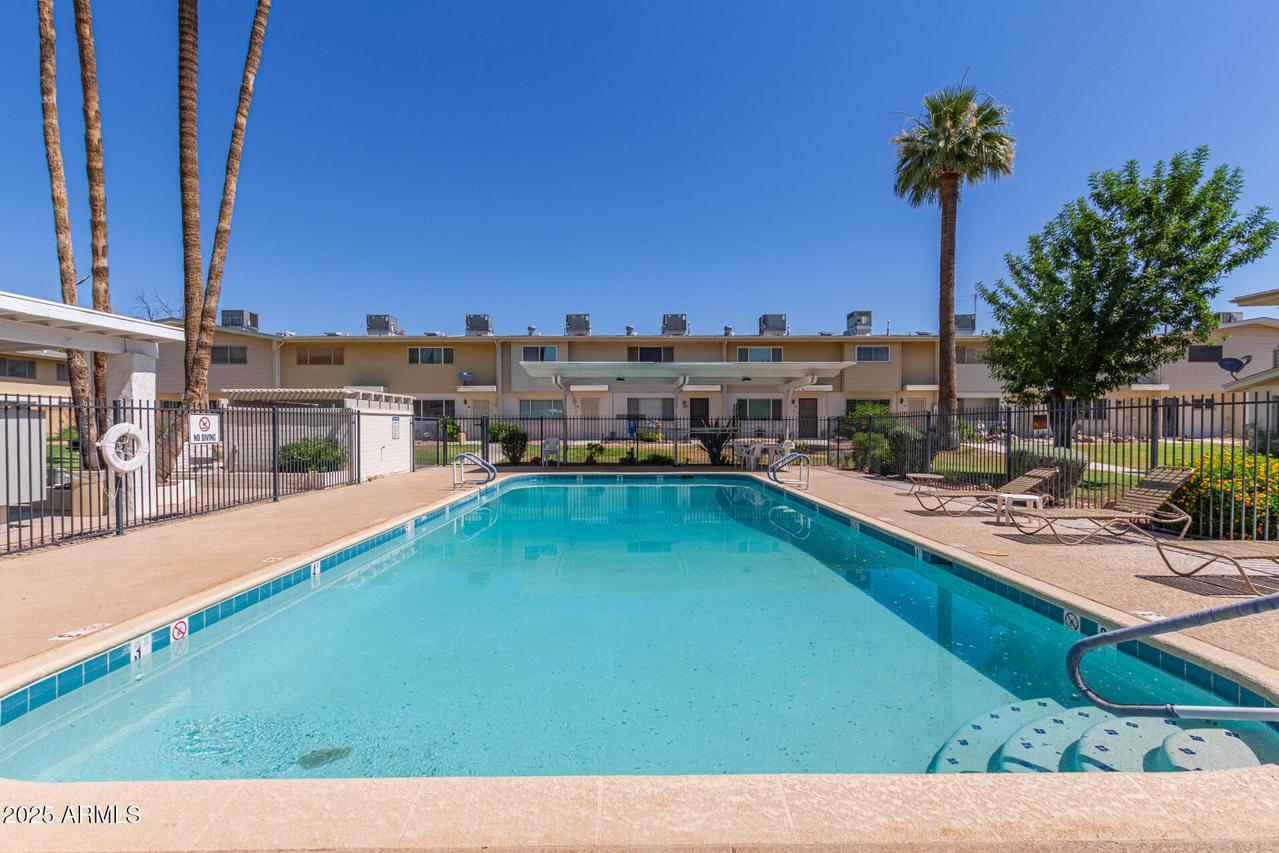 8211 E Garfield St. #J219, Scottsdale, AZ 85257