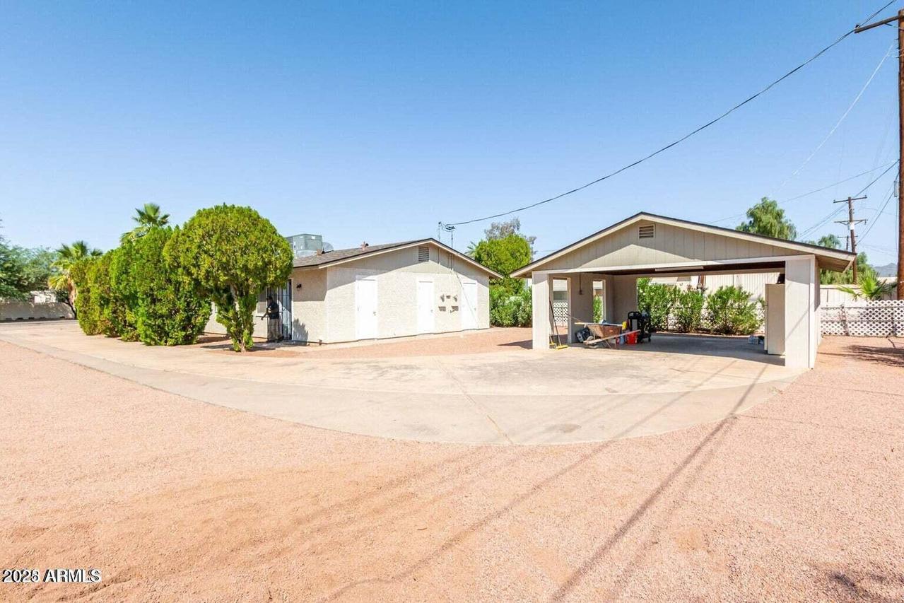 143 S Mountain Rd., Apache Junction, AZ 85120