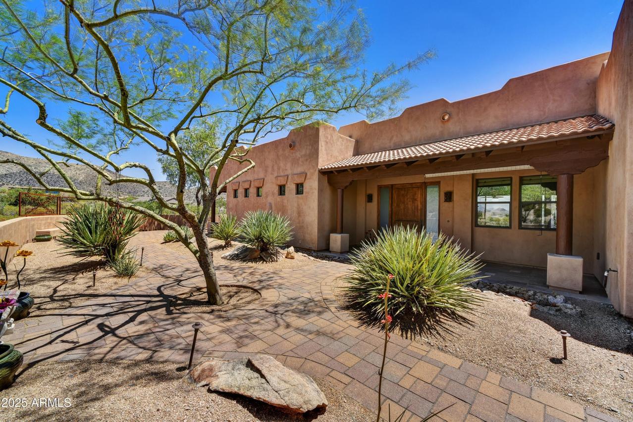 11522 E Manana Rd., Cave Creek, AZ 85331