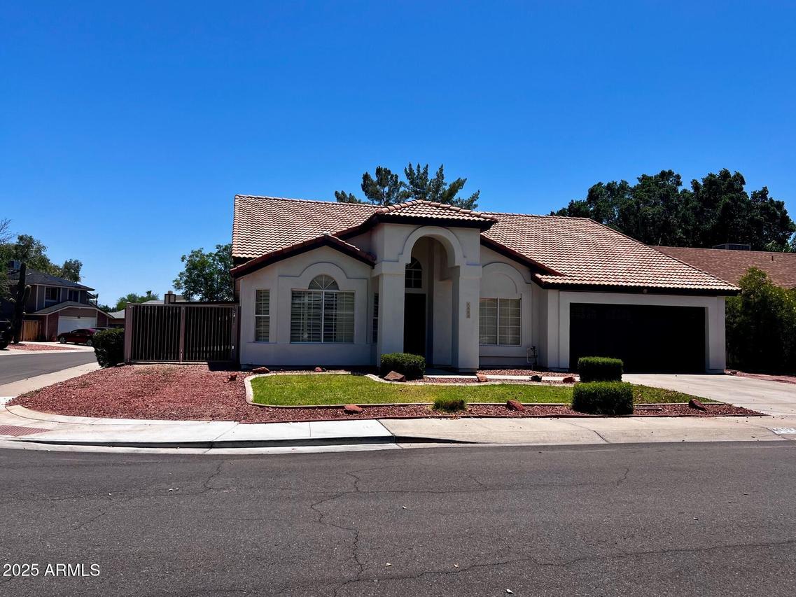 4003 W Soft Wind Dr., Glendale, AZ 85310