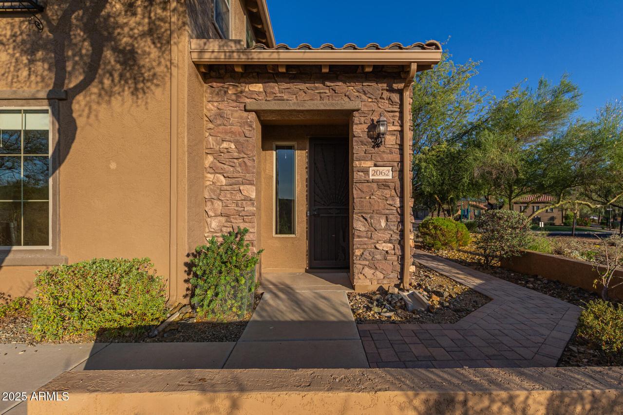 2062 W Roy Rogers Rd., Phoenix, AZ 85085