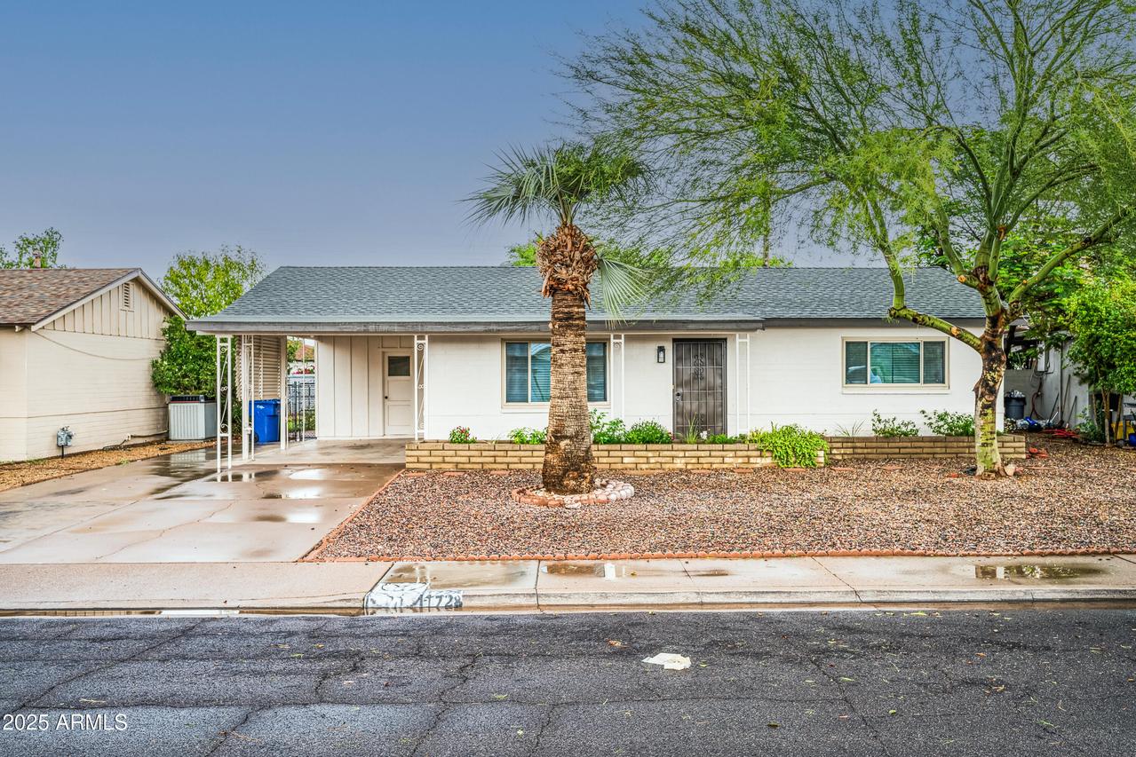 1728 W Bentley St., Mesa, AZ 85201