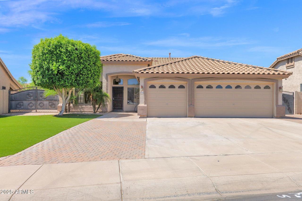8354 W Marlette Ave., Glendale, AZ 85305