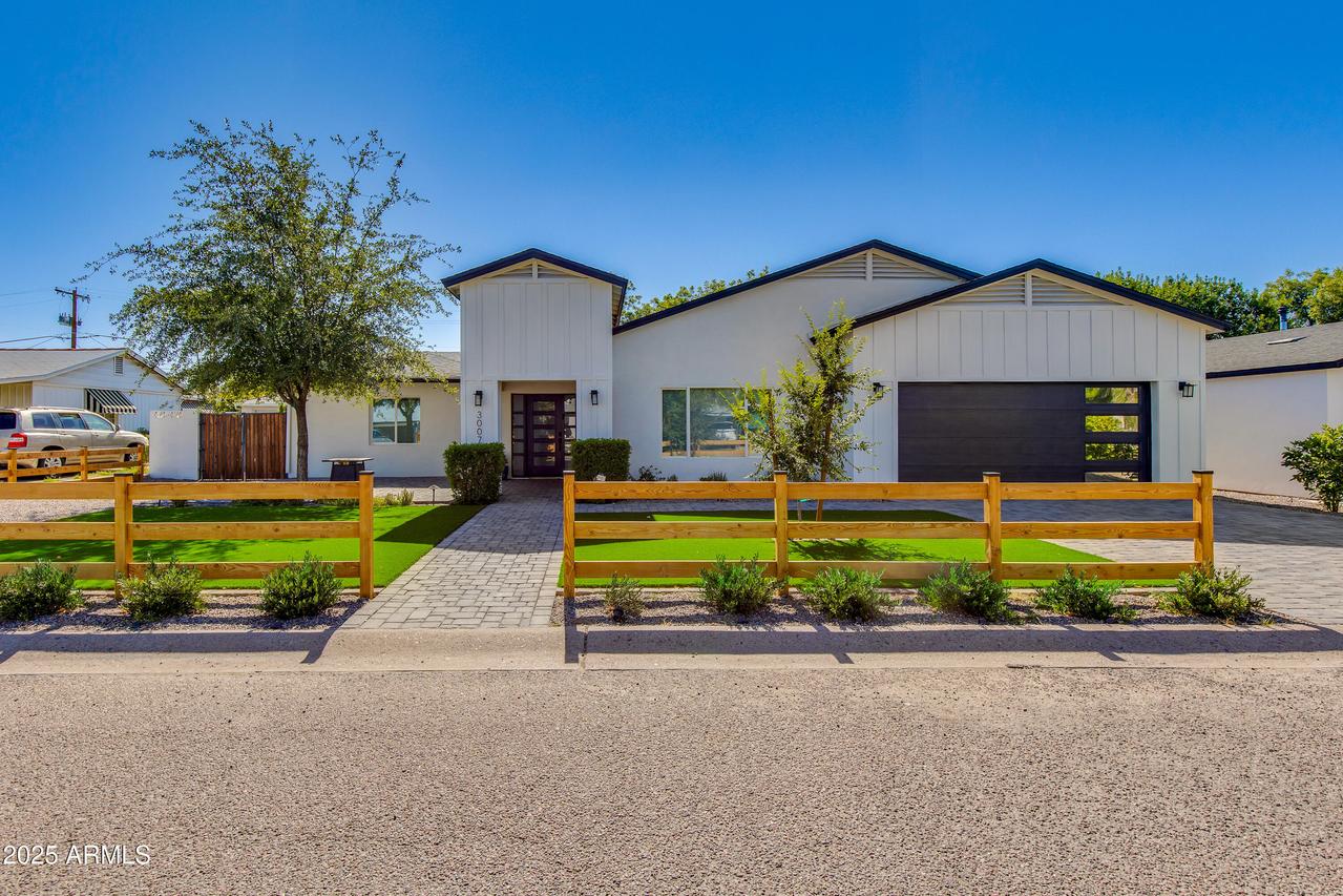 3007 N 47th St., Phoenix, AZ 85018