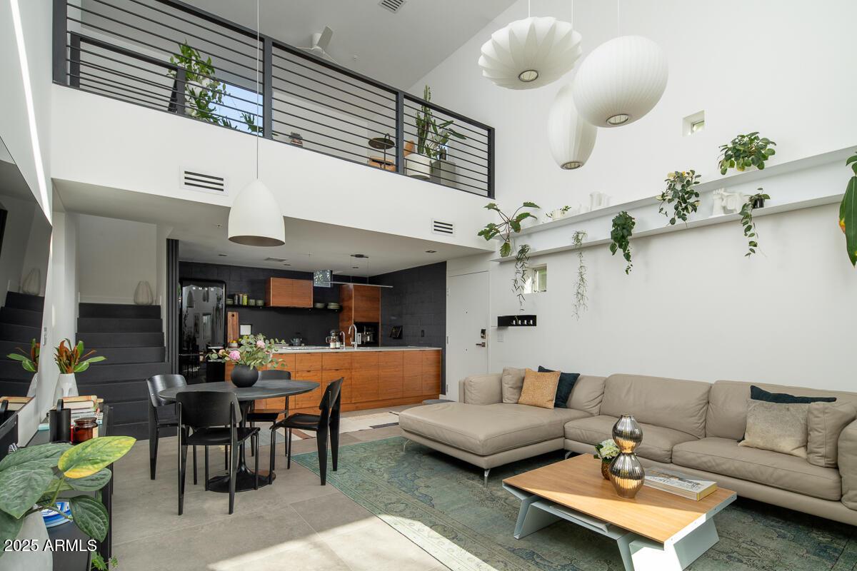 1111 W University Dr. #1017, Tempe, AZ 85281