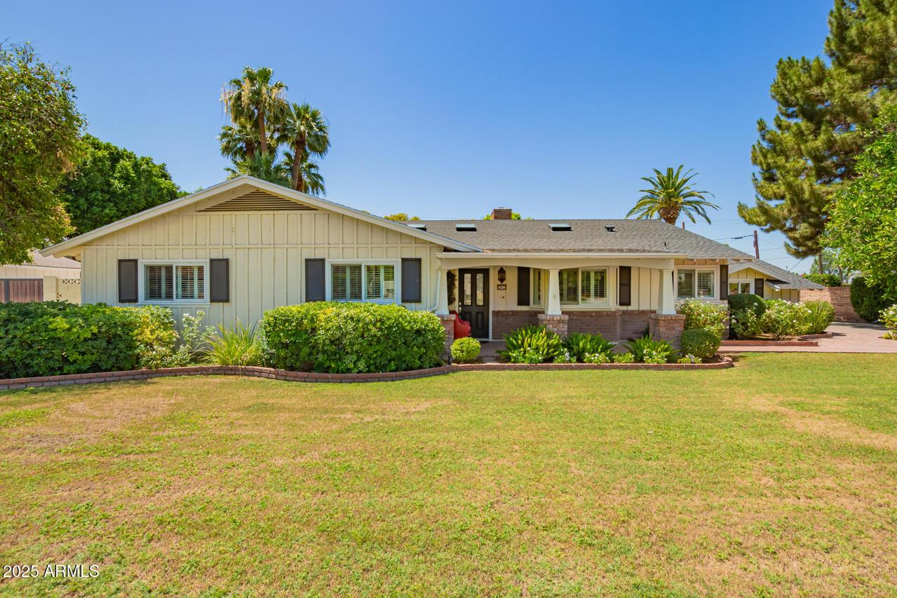 5613 E Calle Del Paisano, Phoenix, AZ 85018