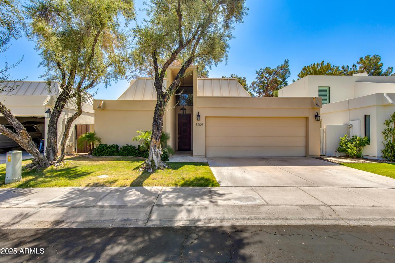 5205 N 25th Pl., Phoenix, AZ 85016