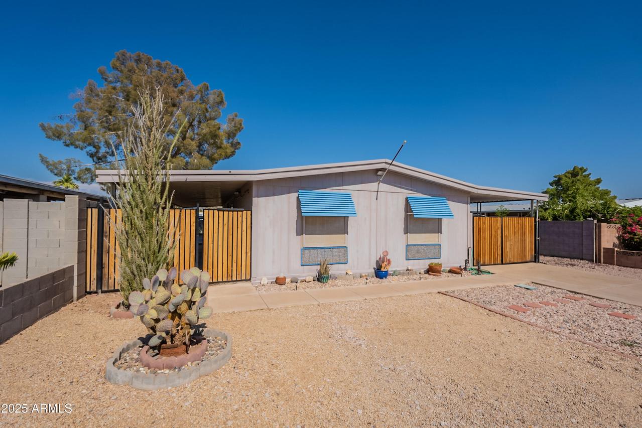 18041 N 3rd St., Phoenix, AZ 85022