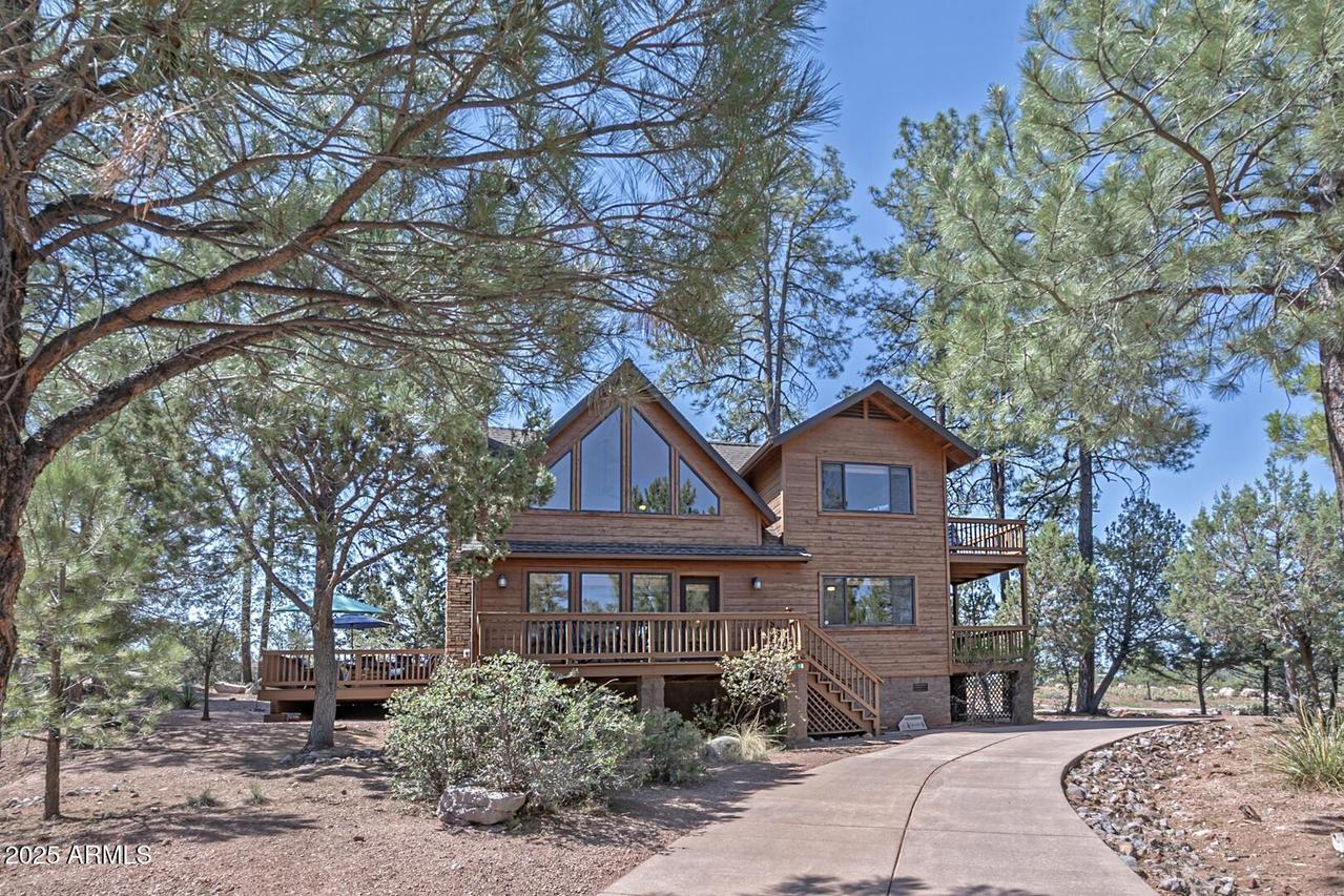 3611 N Ringtail Cir., Pine, AZ 85544