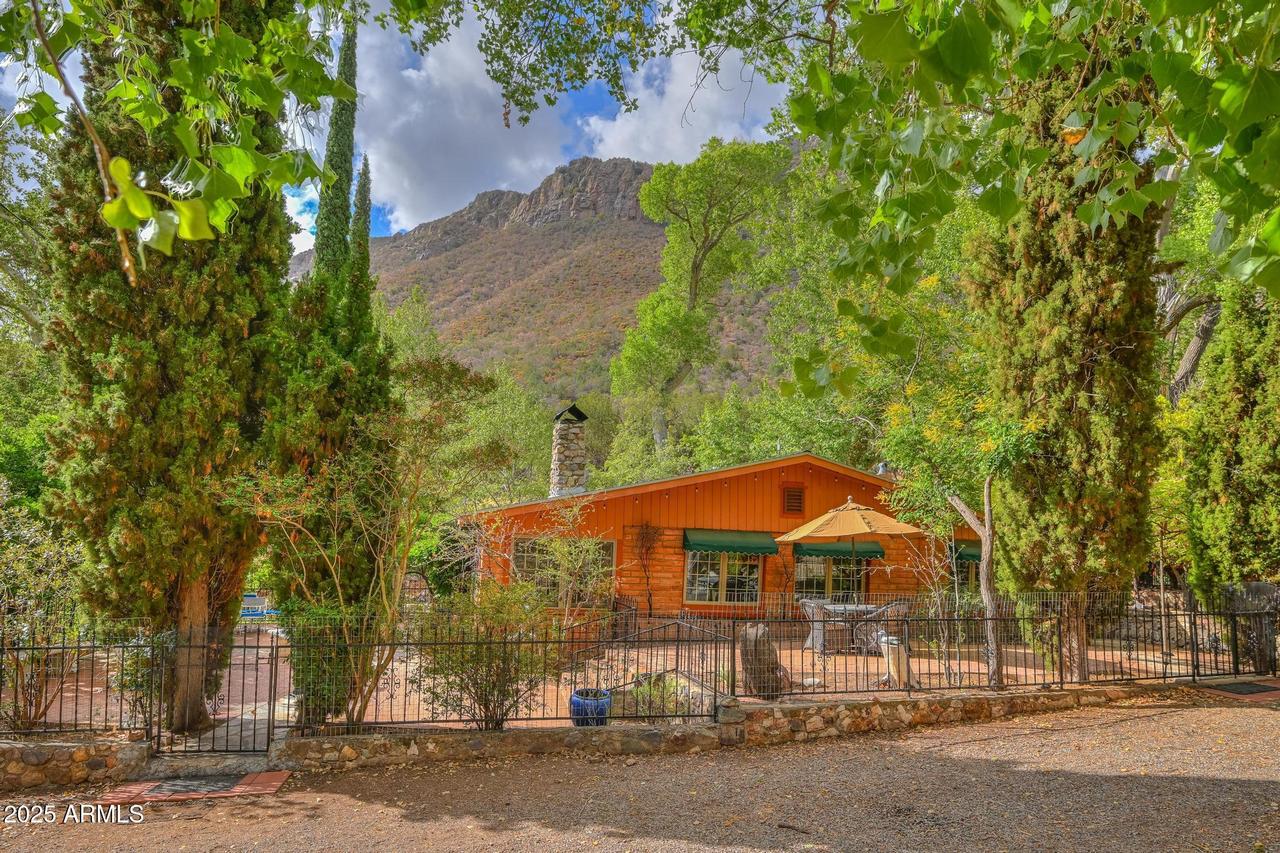 44 E Ramsey Canyon Rd., Hereford, AZ 85615