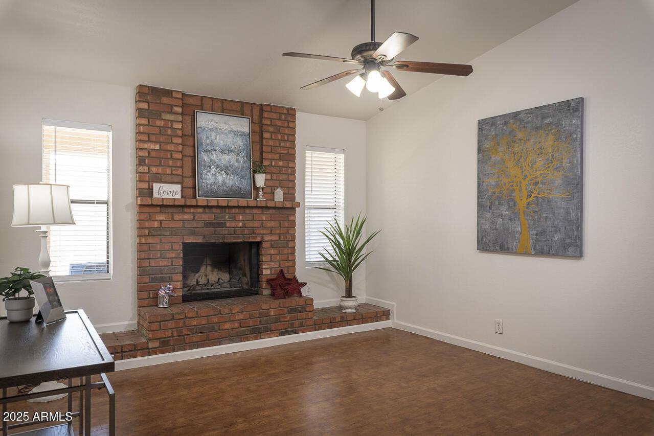 2925 E Dragoon Ave., Mesa, AZ 85204