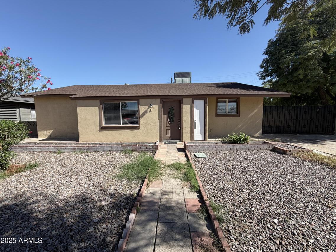 2601 N 51st St., Phoenix, AZ 85008