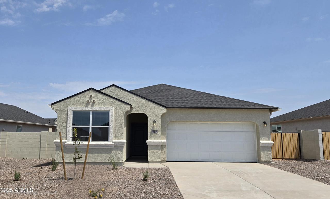 5550 E Mearn Rd., San Tan Valley, AZ 85140