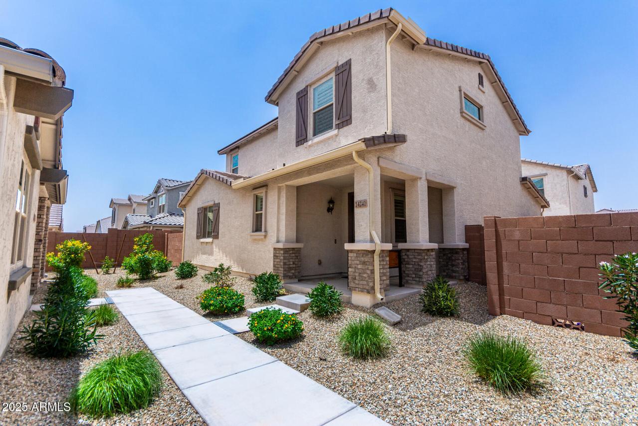 14241 W Bronco Tr., Surprise, AZ 85387