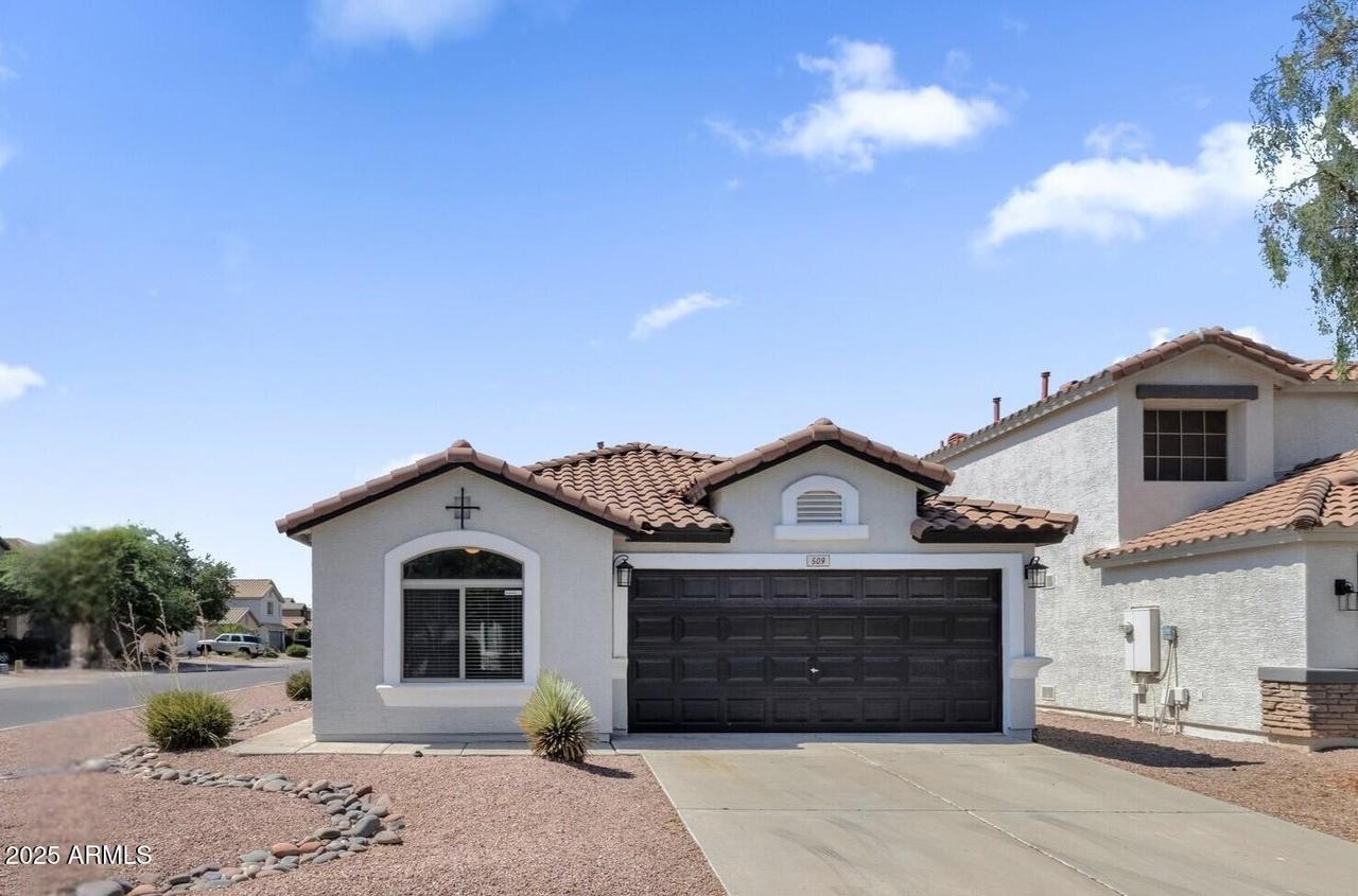 509 E Daniella Dr., San Tan Valley, AZ 85140