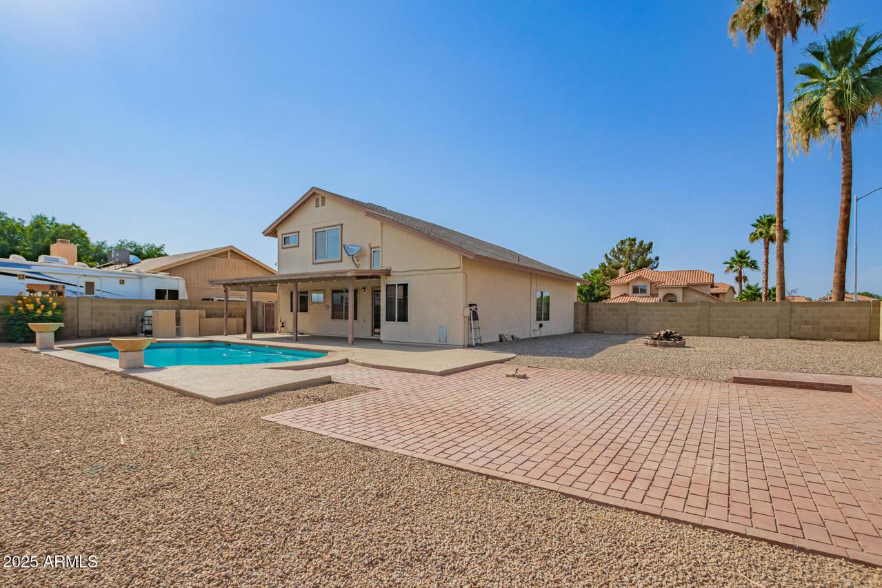 7709 W Hearn Rd., Peoria, AZ 85381