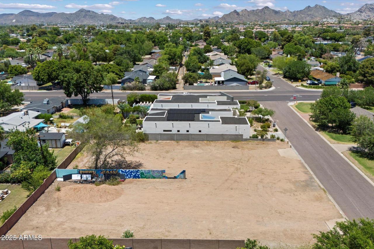 6830 N 13th Pl. #2, Phoenix, AZ 85014
